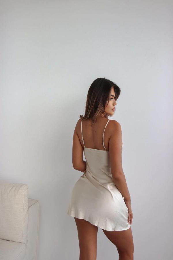 Experience Unforgettable Nights with Freya Moon’s Charm