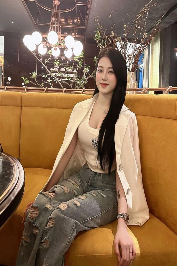 Experience Passion and Adventure with Harley Rogue Escorts Today 2 Mis Fotos