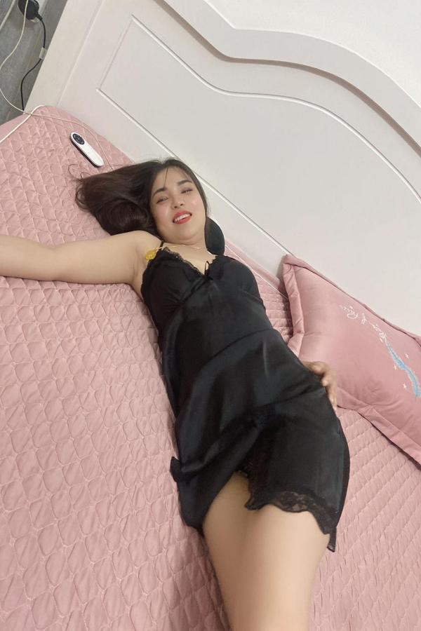 Experience Unforgettable Moments with Marigold Skye Tonight 2 Mis Fotos