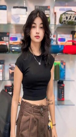 Experience Unforgettable Moments with Vanessa Wolf Today